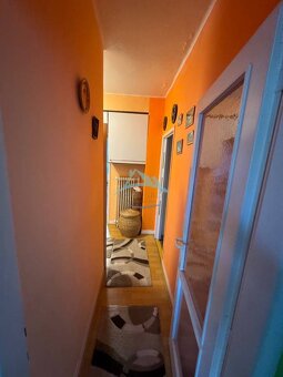 Na predaj 3 izbový byt na prízemí v centre mesta Šahy. - 5