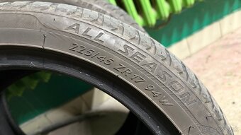 Predám 2x Celoročne pneumatiky 225/45 R17 - 5