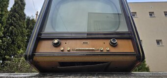 60-te roky / KUBA - TISCHGERAT 24" / elektronková televízia - 5
