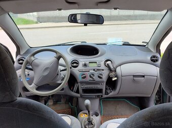 Toyota Yaris - 5