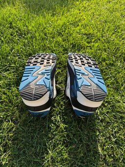 NIKE AIR MAX 90 - 5