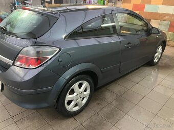 Opel Astra GTC - 5