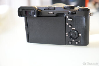 Sony a7c s objektívom FE 28-60mm f/4-5.6 - 5