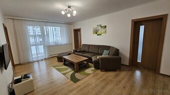 Krásne bývanie bez investícií–3-izbový byt s veľkou loggiou - 5