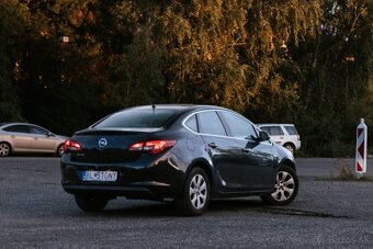 Opel Astra 1.6 Classic AT6 - 5