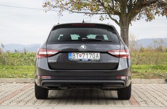 Škoda Superb Combi 2.0 TDI DSG - 5