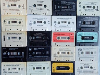 Nove foto 22.11.original MC bez papir. bukletu od 1 eura - 5