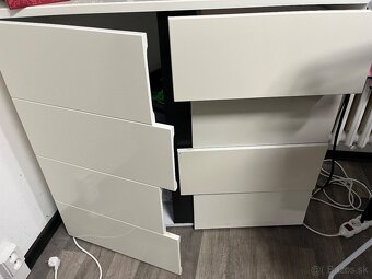 Komoda - 5