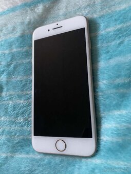 Predám iphone 8 - 5