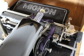 starožitný písací stroj AEG Mignon - 5