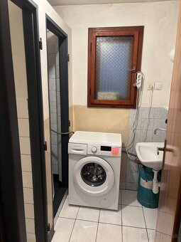 jednoizbový byt - 5