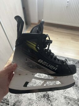 Korčule Bauer hyperlite 2 - 5