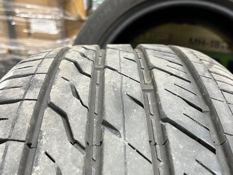 215/50 R17 letné gumy landsail - 5