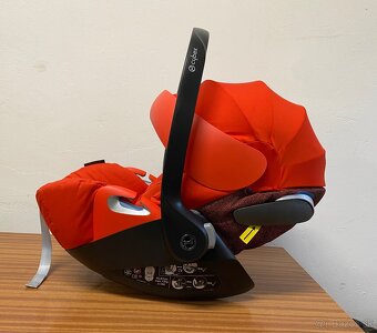 Polohovateľná autosedačka Cybex Cloud Z i-Size - 5