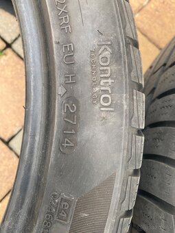 Zimné 245/40 r18 hankook - 5