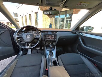 🚗 Zachovalá Škoda Octavia Combi 2.0 TDI DSG – servisná his - 5