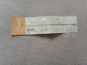 Farmasi produkty a parfémy - 5