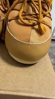 Moon Boot - 5
