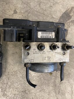 Rozpredam nahradne diely opel corsa D - 5