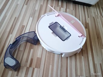 Robotický vysávač ETA ružový - 5