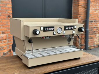 Kávovar La Marzocco LINEA CLASSIC 2AV - PO RENOVACI - 5