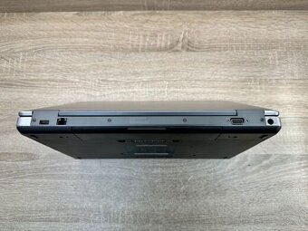 Dell Latitude E6540 - 5