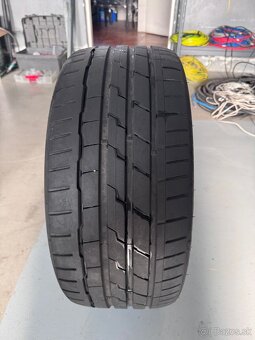 Hankook Ventus S1 evo3 235/40 R19 - 5