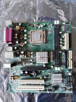 Dosky na Windows XP, chipset 945 aj s procesorom - 5