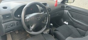 Toyota avensis - 5