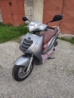 Skúter Honda 125i - 5