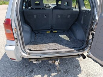 Toyota RAV 4 - 5