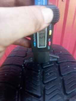 Predám 4ks zimné pneu.175/65R14 Barum dezen 5,7mm - 5