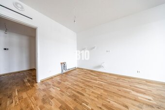 METROPOLIS - 2IZBOVÝ APARTMÁN NA 4.POSCHODÍ V ŠTANDARDE s mo - 5