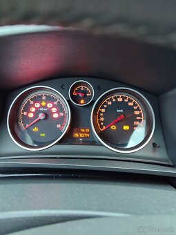 Opel Zafira 1.7 tdci - 5