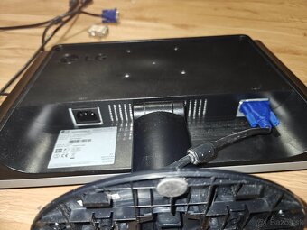 Monitor LG W1934S - 5