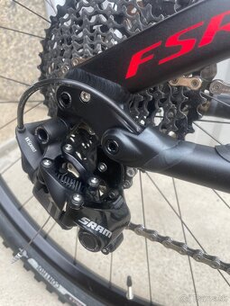 Specialized stumpjumper Carbon 29 - 5