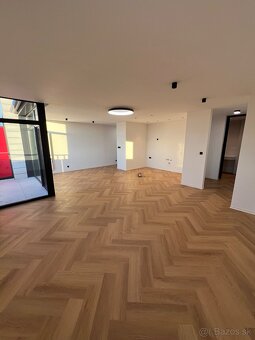 3 izbový nadštandardný byt v projekte EUROPALACE - 5