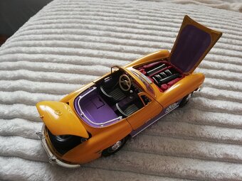 1:18 Mercedes 300 SEL , FERRARI 456 poskodne - 5