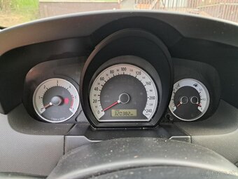 Kia Cee'd 1.6 CRDi 16V 85KW r.v.: 2008 - 5
