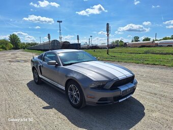 FORD MUSTANG 3.7 PREMIUM 2013 - 5