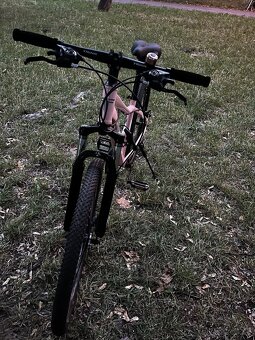 Bicykel pre dievča 26 kolesa Rama S - 5