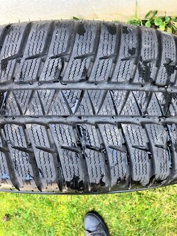 BMW disky zo zimnými pneumatikami 245/45 r18 - 5