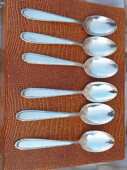 Priborova sada 85€ - 5