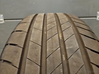 Prakticky nové letné pneumatiky Bridgestone - 235/55 r18 - 5
