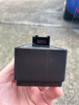 Audi A4 B6 ovládanie okien - 5