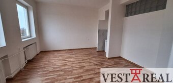 Na Prenájom Kancelárske priestory v Galante - 5