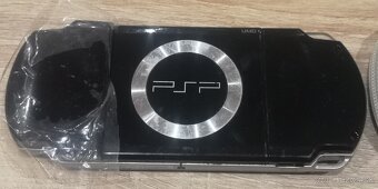 Sony PSP 2004 z novou batériou - 5