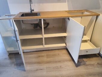 Kuchynská linka Ikea Knoxhult - 5