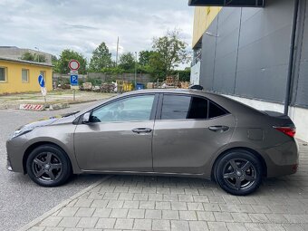 Toyota Corolla 1.6 Active - 5