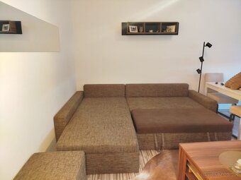 Predám sedačku s taburetom - 5